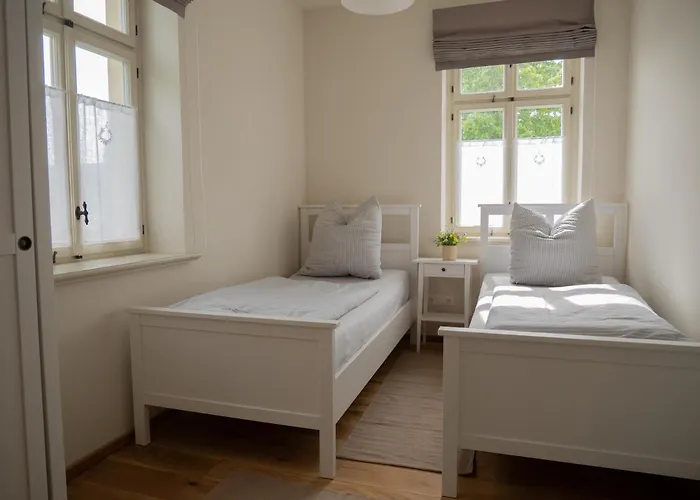 Stilvolle Nahe Leipzig Mit Wlan, Netflix, Garten Apartment *