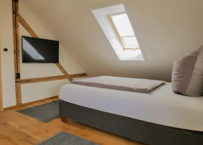 Stilvolle Nahe Leipzig Mit Wlan, Netflix, Garten Apartment